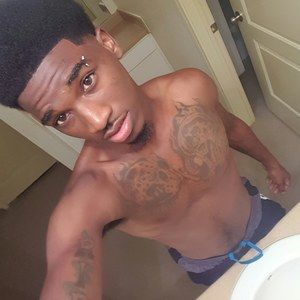 Meet your Posher, Devontae